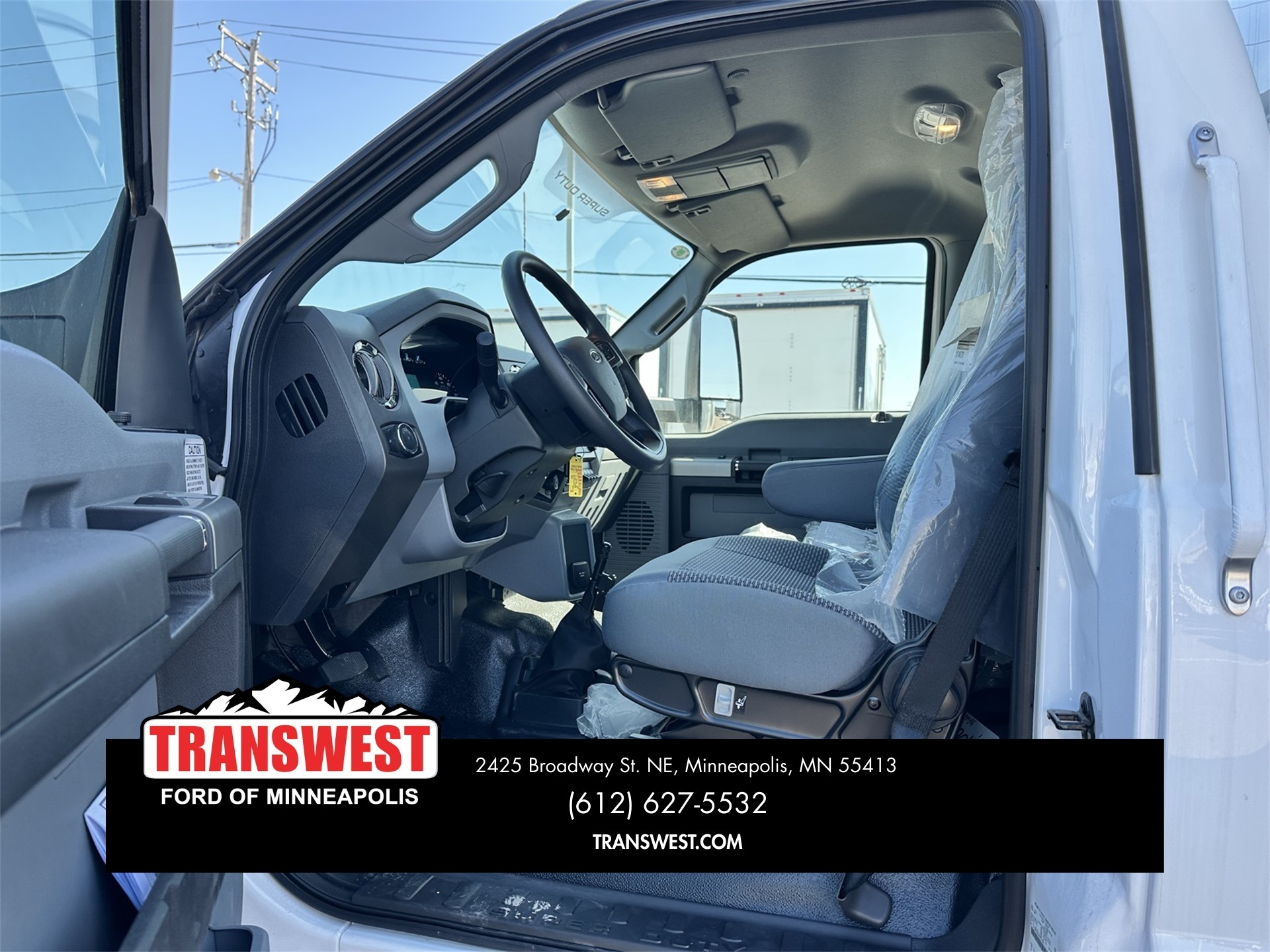 2025 Ford F-650 Base photo 2