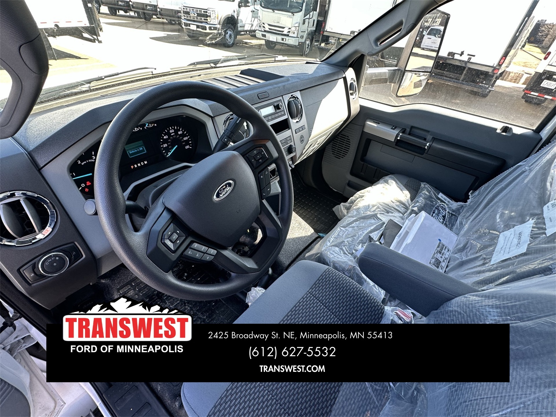 2025 Ford F-650 Base photo 3