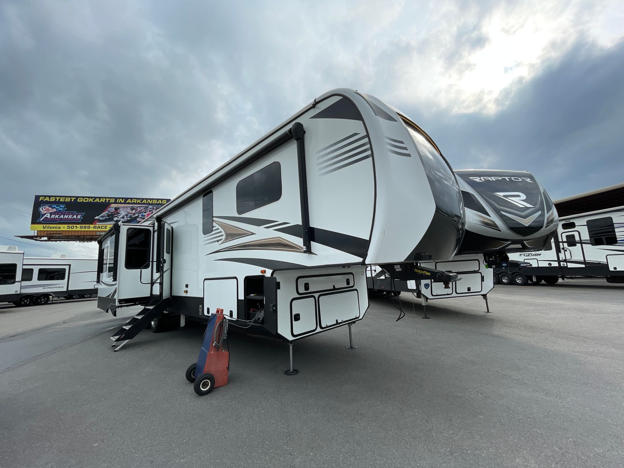  G382MBQ Durango Gold For Sale Near 98382 - K-Z Toy Hauler