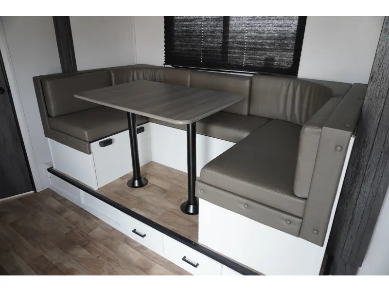 2023 KEYSTONE HIDEOUT 181BH