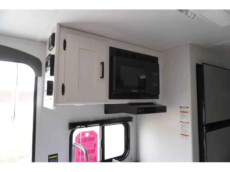 2023 KEYSTONE HIDEOUT 181BH