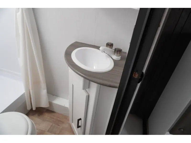 2023 KEYSTONE HIDEOUT 181BH