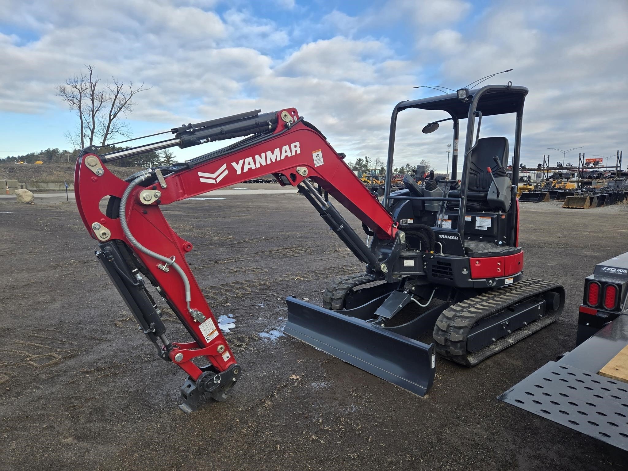 Yanmar VIO35-2 Equipment For Sale - Yanmar VIO35-2 Equipment
