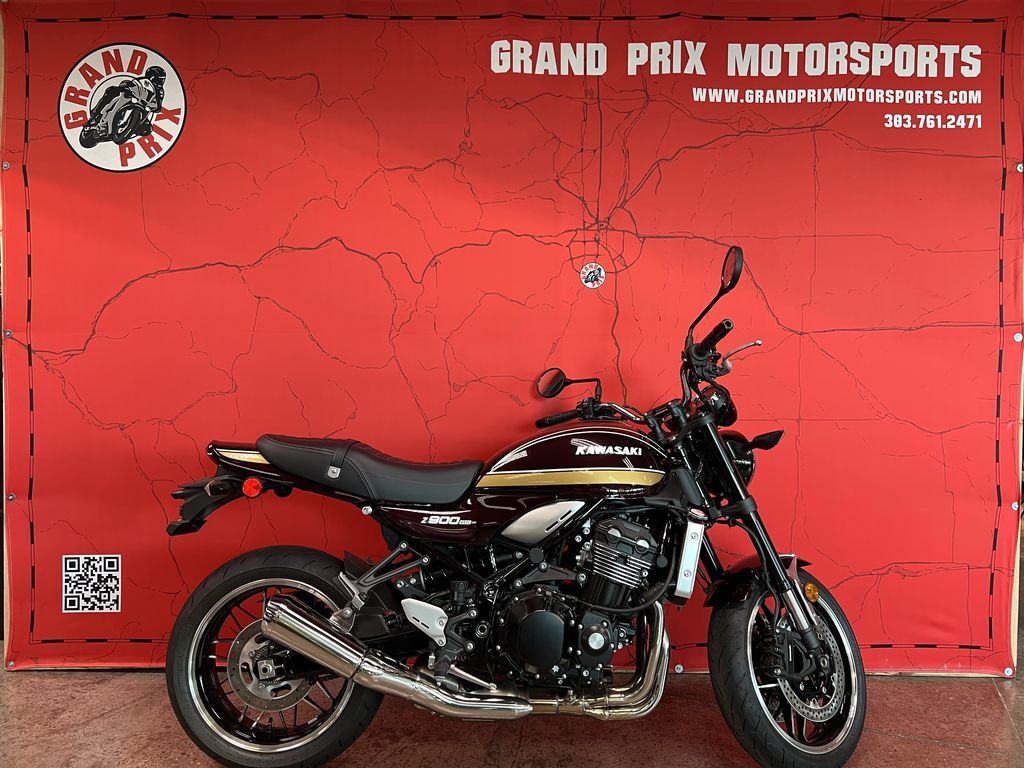 KAWASAKI 　Z１
火の玉カラー。 web_side_S1R_shorty_2048x2048_
