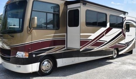 2012 Thor Motor Coach Hurricane 32A in la plata MD