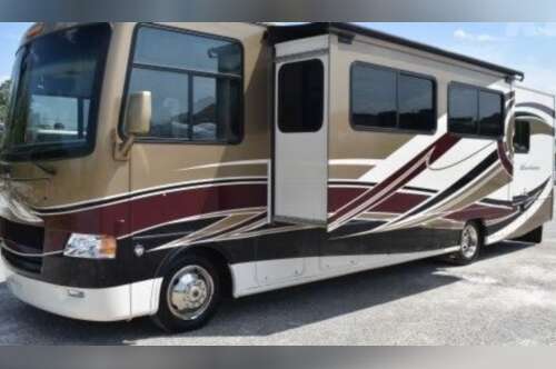 2012 Thor Motor Coach Hurricane 32A in la plata MD