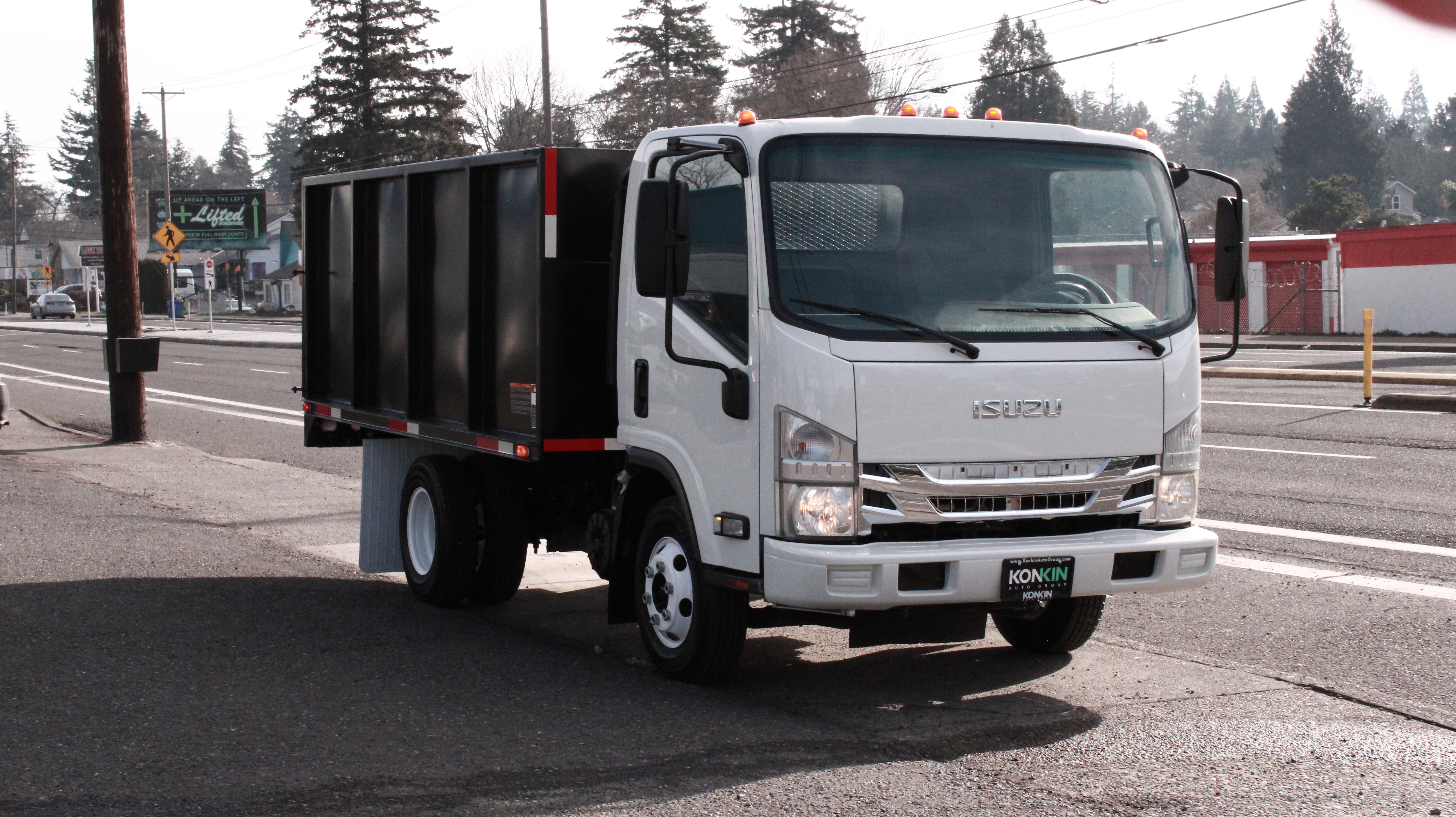 2019 ISUZU NPR HD in Hartford, CT