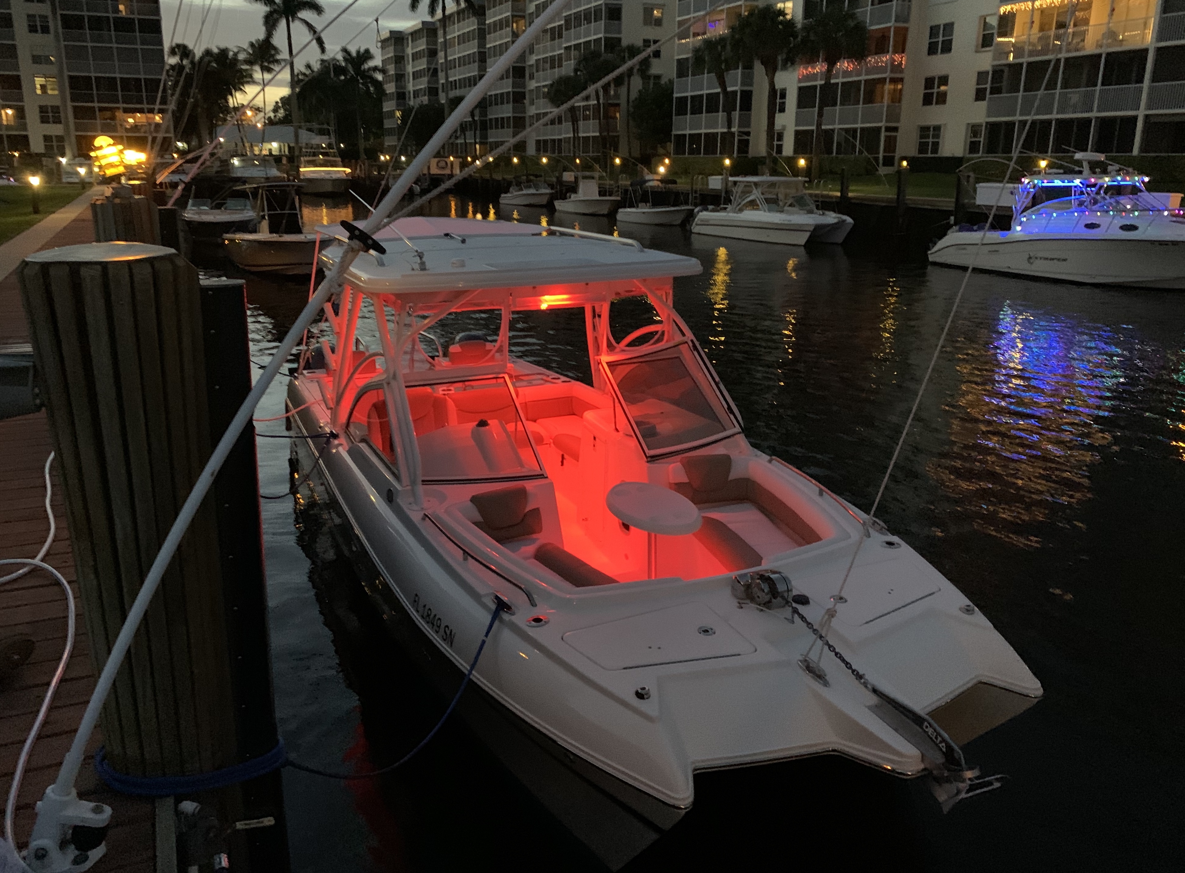2020 World Cat 2740 Dual Console in delray beach FL