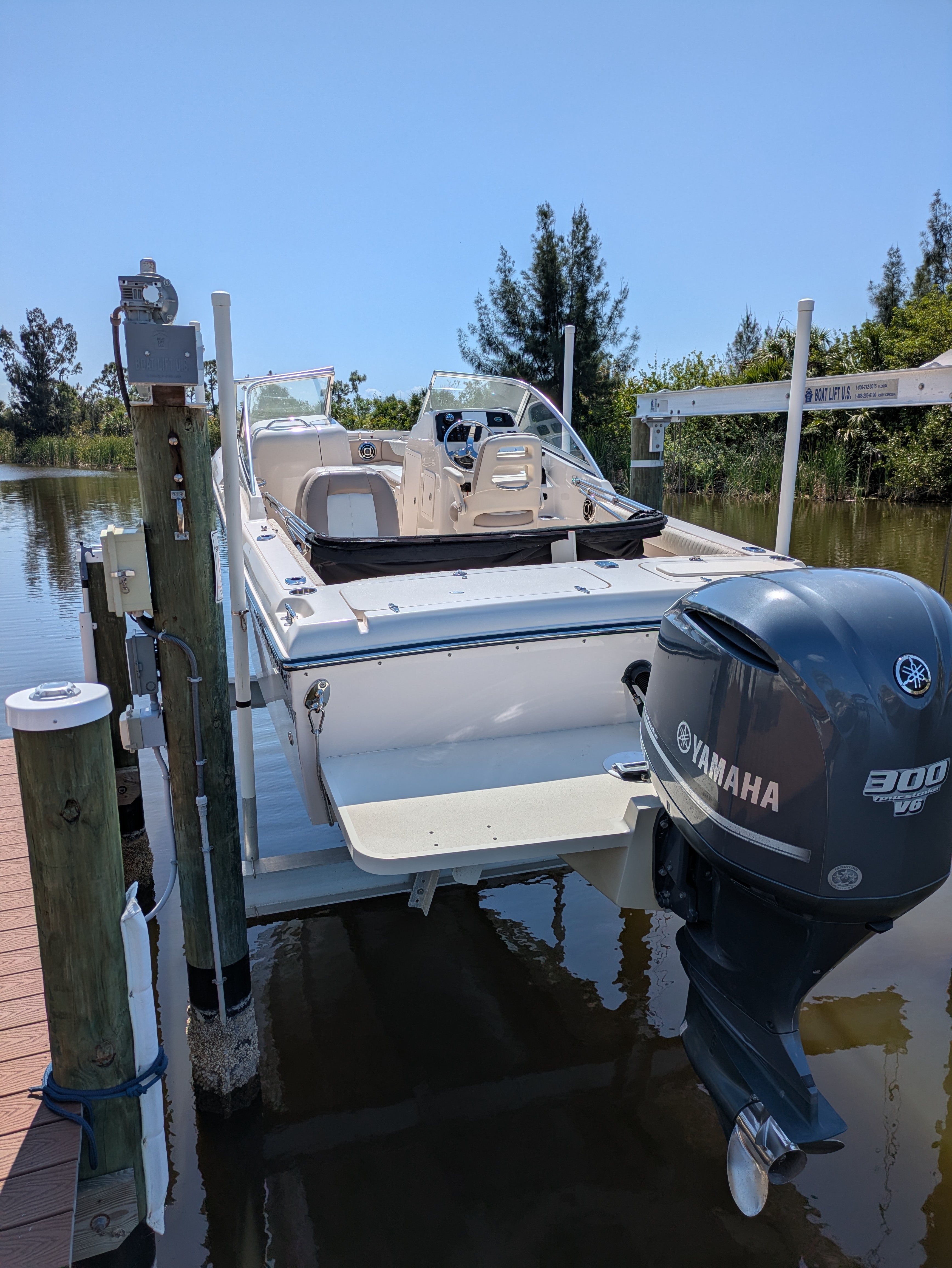 2014 Grady-White 22 Dual Console in port charlotte FL