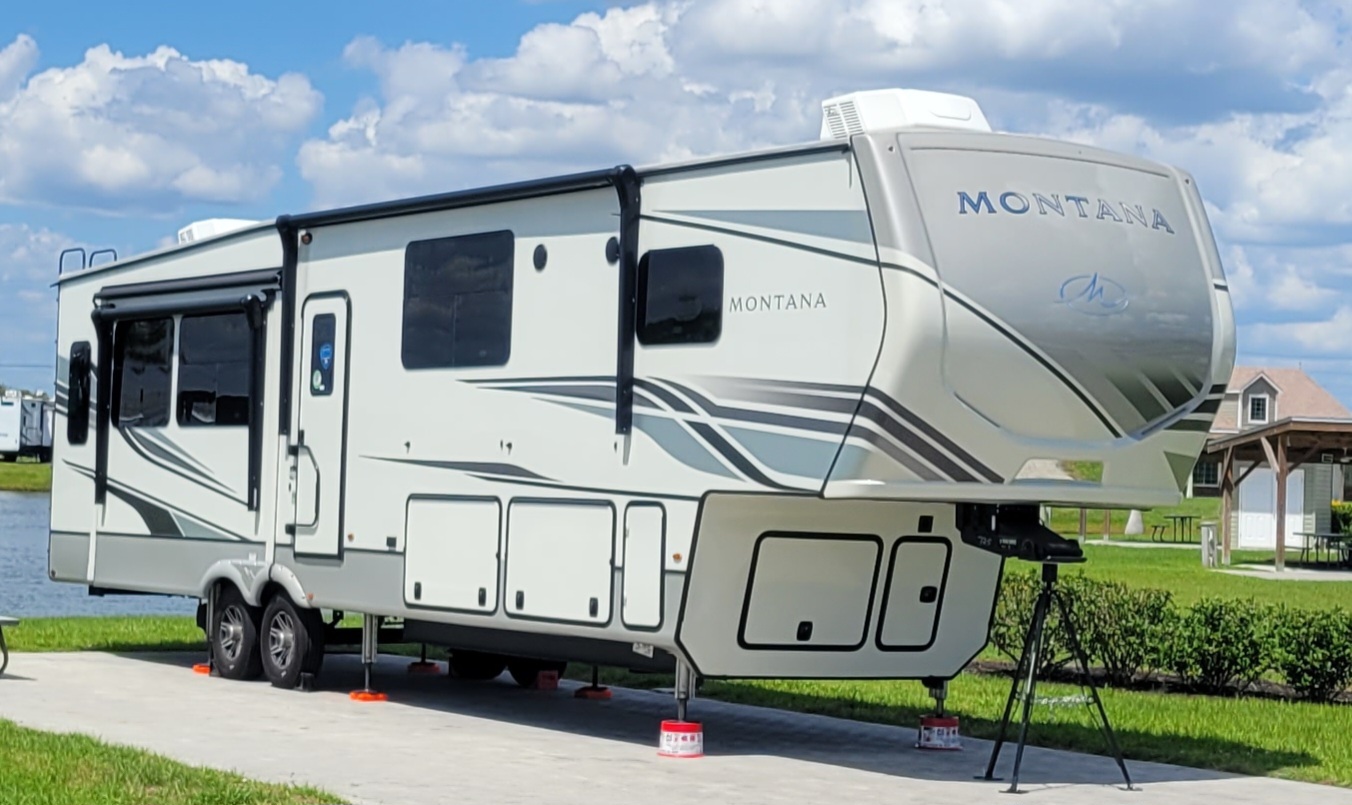 【中古】 Montana Slim WilfCarter 24trkmrlnpls_B10930_1of17.jpg?
