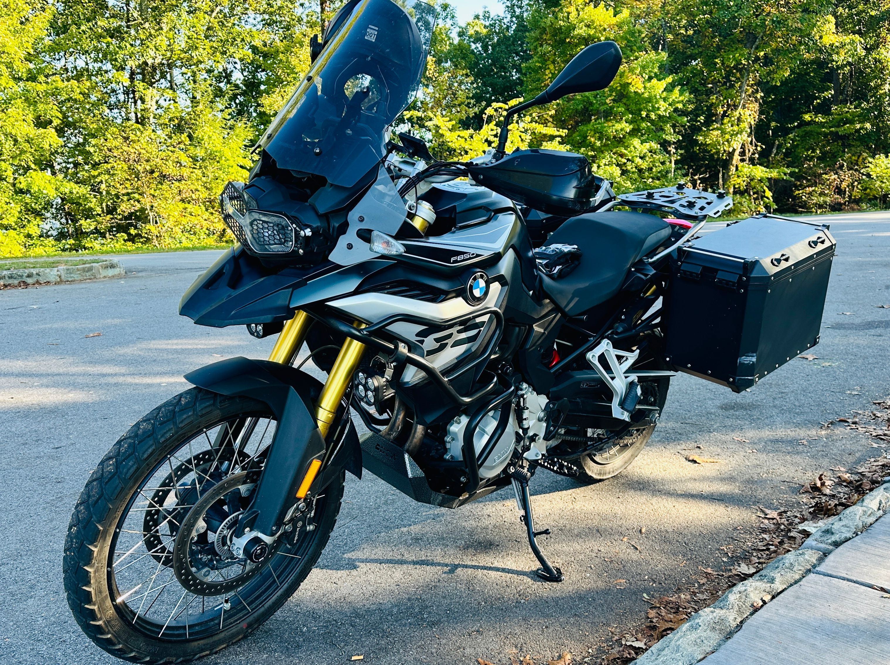 BMW motorrad GSブーツブラック/レッド BMW R1200GS Adventure 2008 Red - YouTube
