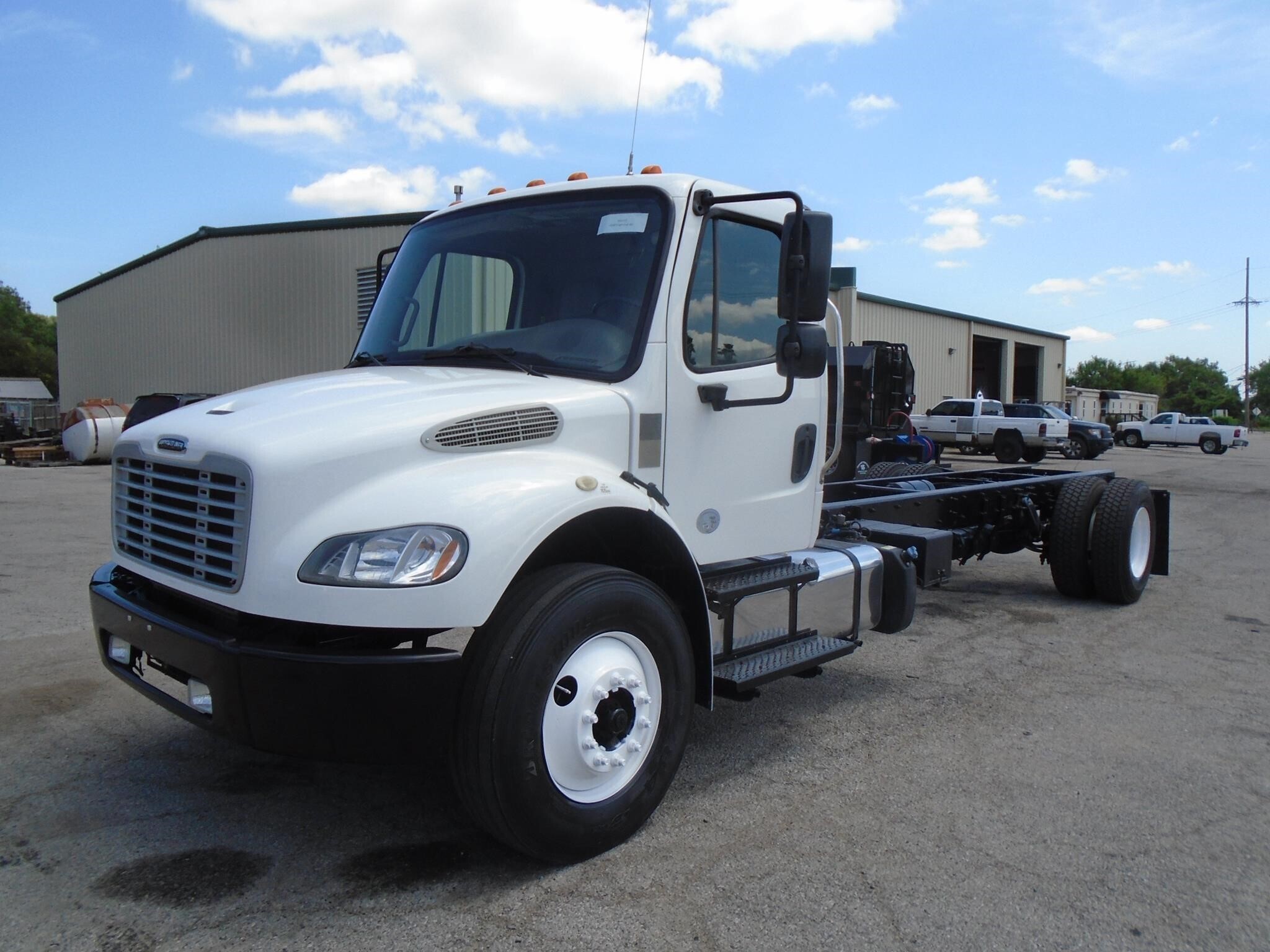 2018 FREIGHTLINER BUSINESS CLASS M2 106 in Kansas City, KS