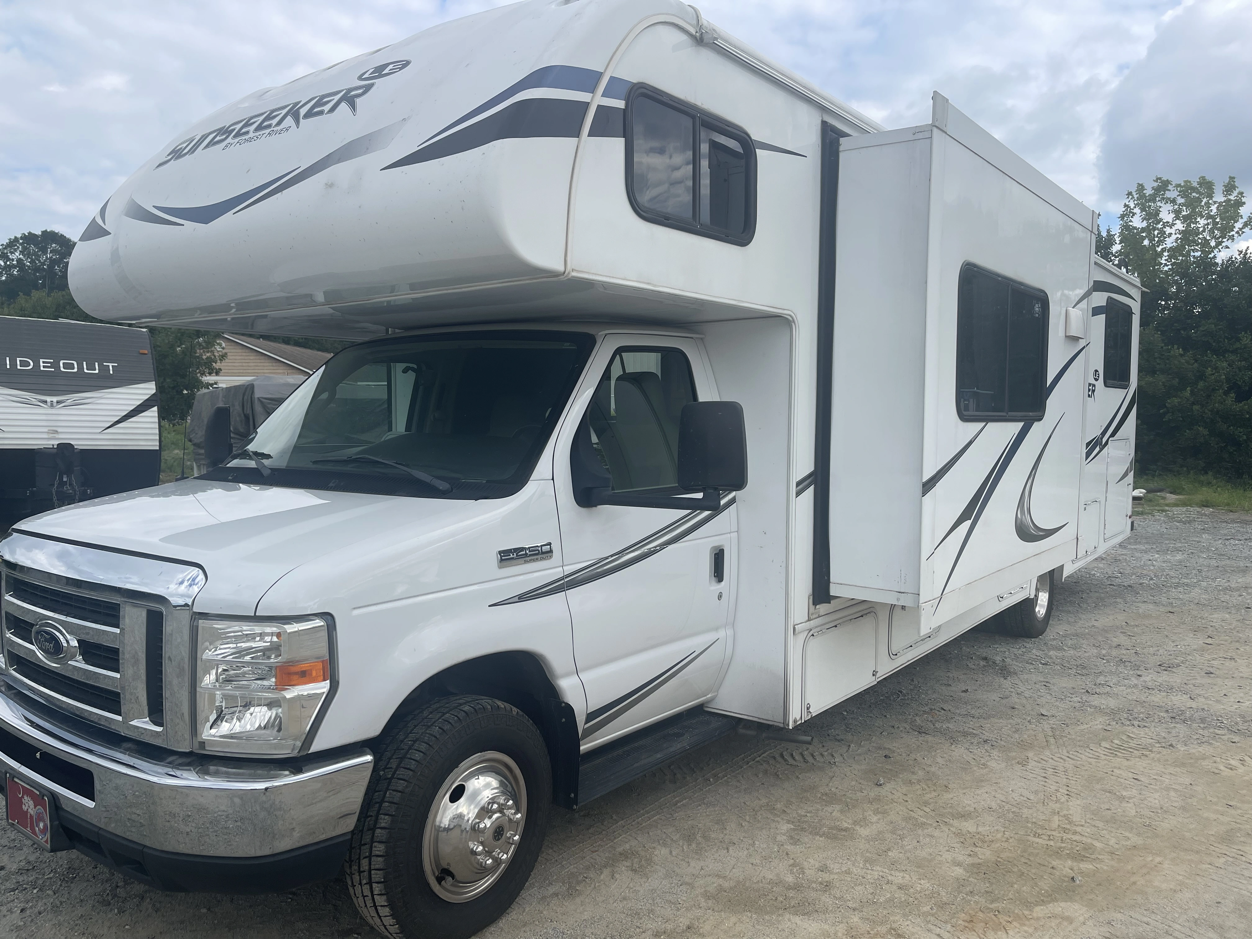 2018 Forest River SUNSEEKER 3250DS RV