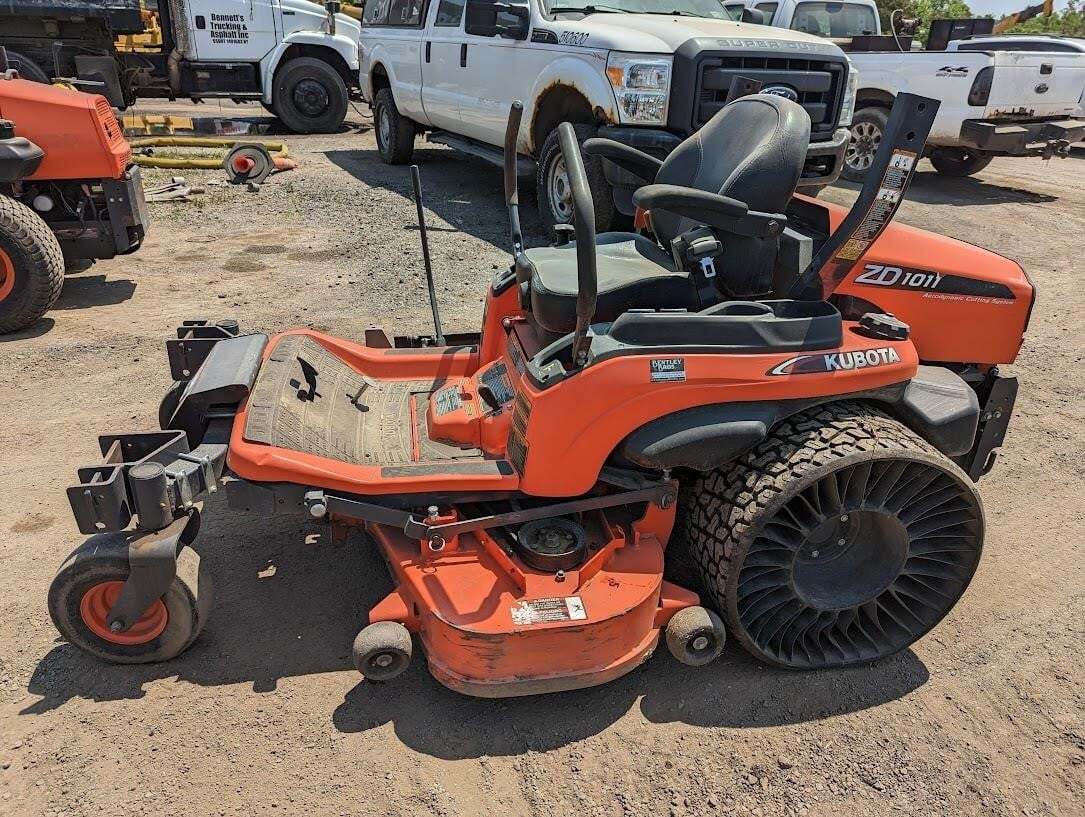 Kubota ZD1021 Equipment For Sale - Kubota ZD1021 Equipment