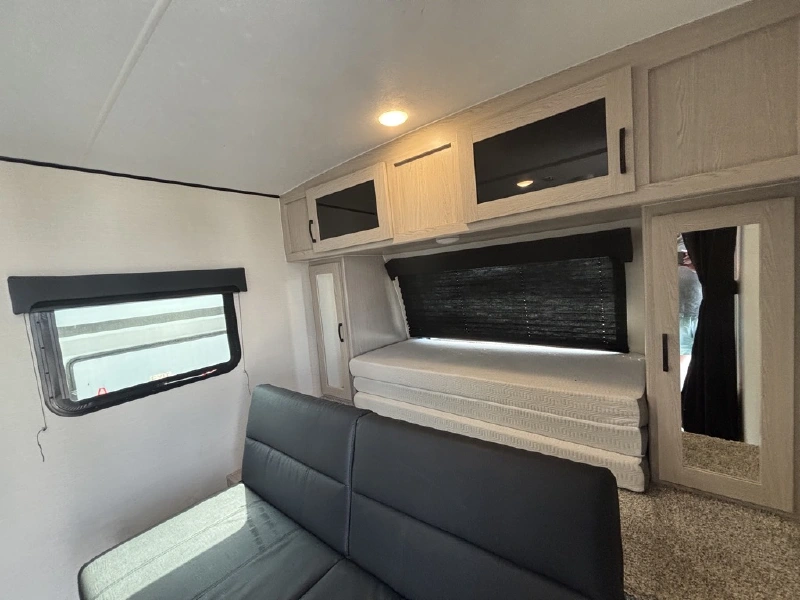 2022 COACHMEN APEX 208BHS
