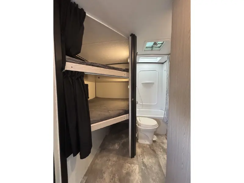 2022 COACHMEN APEX 208BHS