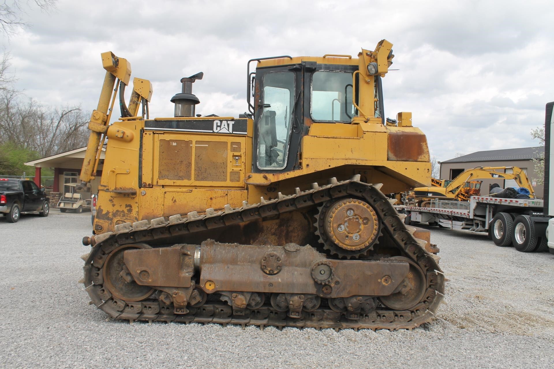 Cat D8R Series II トラック型トラクター Cat D8R Series II Dozer review | Earthmovers & Excavators