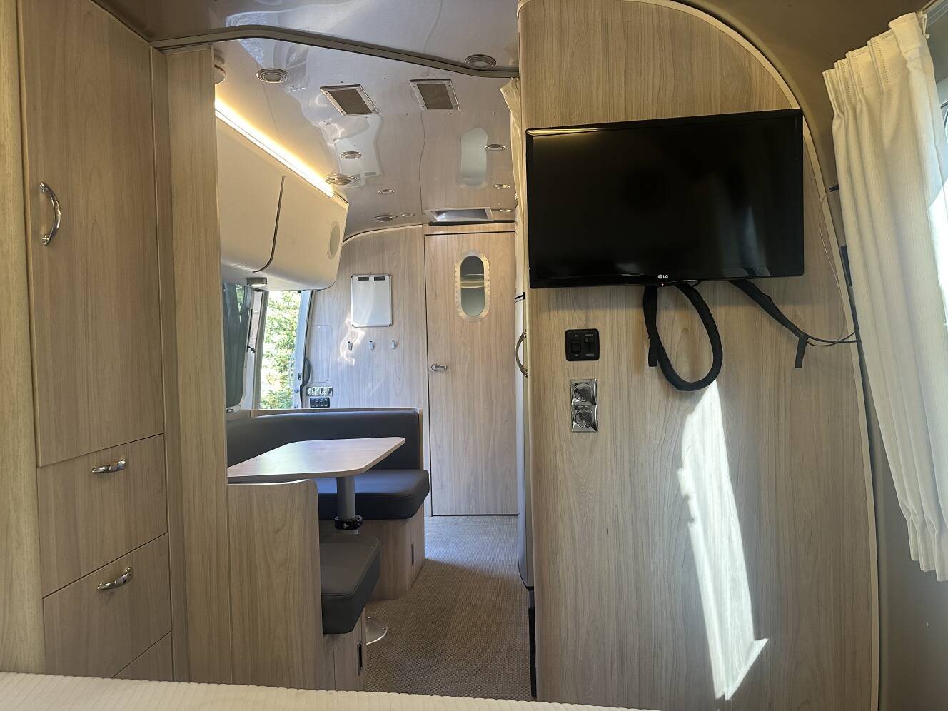 A photo of this 2020 Airstream Globetrotter 23FB