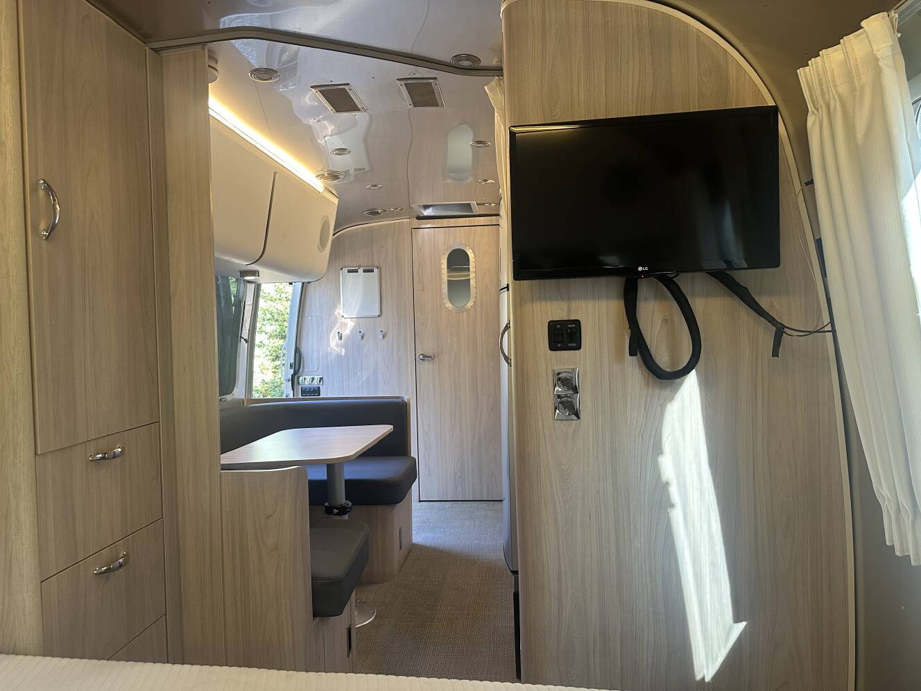 A photo of this 2020 Airstream Globetrotter 23FB