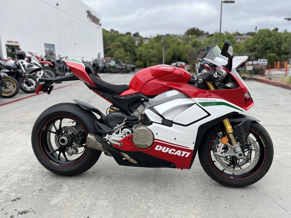 マリン Used Can-Am Spyder RT motorcycles for sale in Great Falls