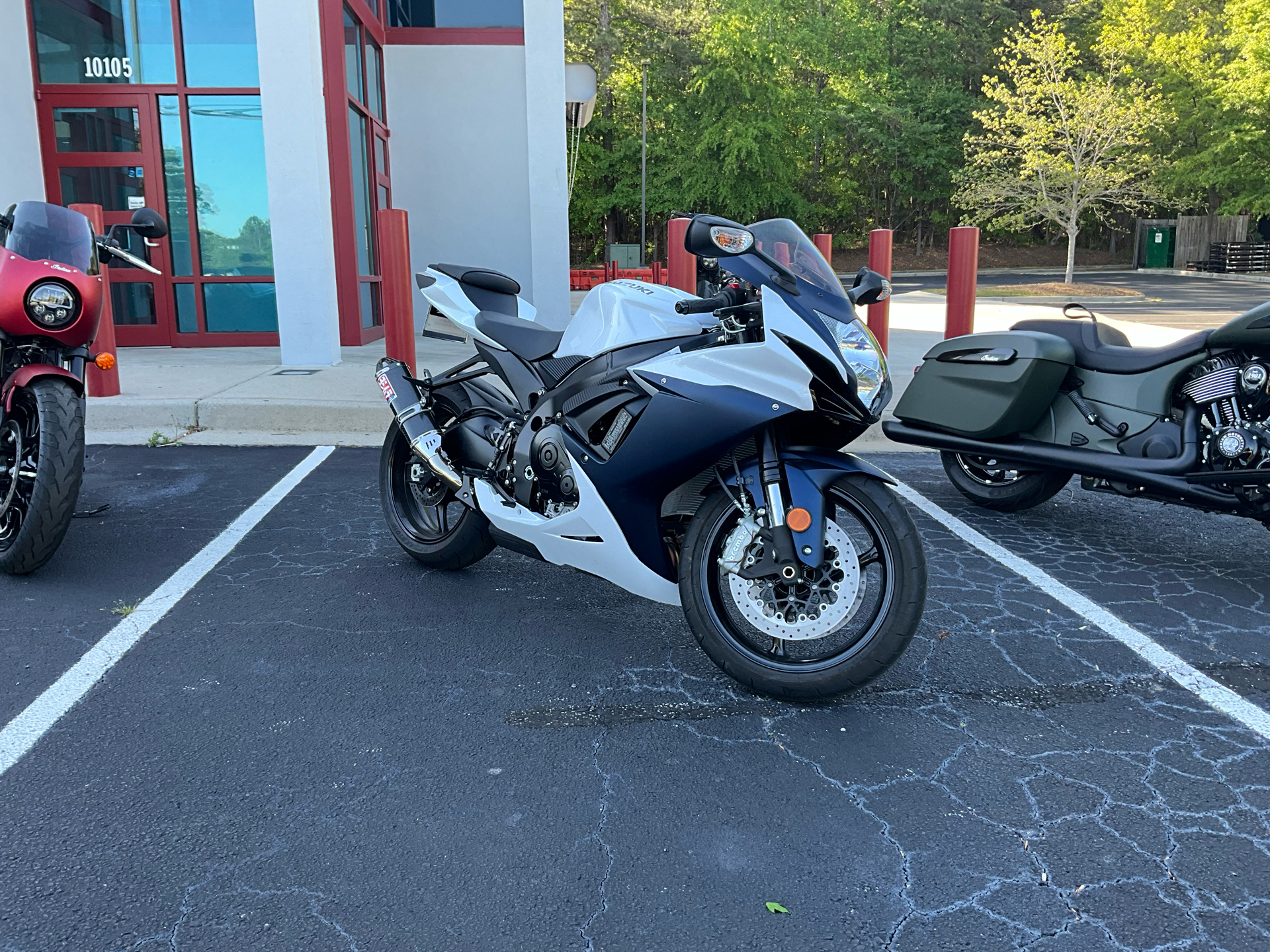 T 2025 Kawasaki Ninja® ZX™-10R KRT Edition | Bert's Mega Mall