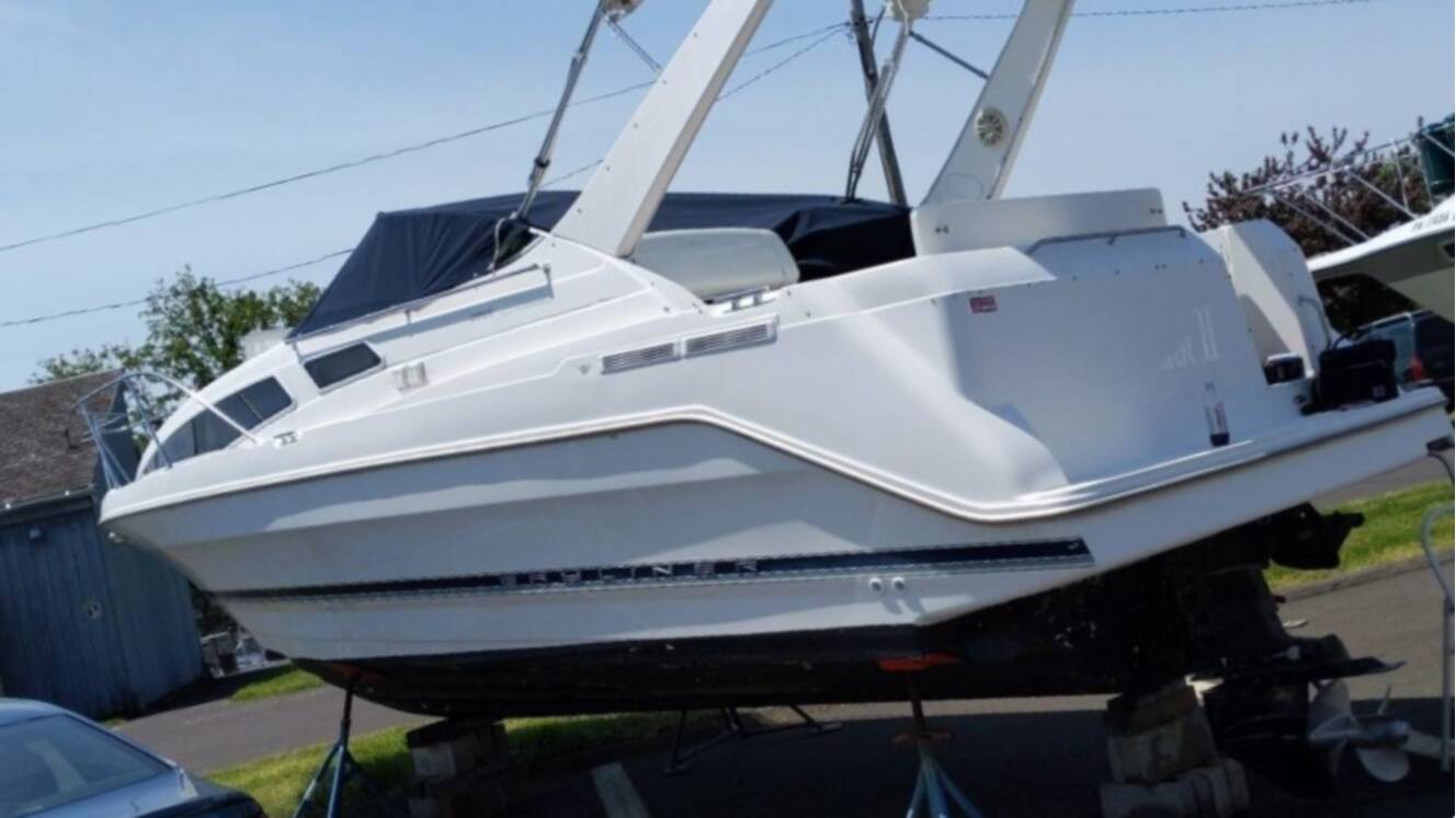 A photo of this 1998 Bayliner 2855 Ciera Sunbridge