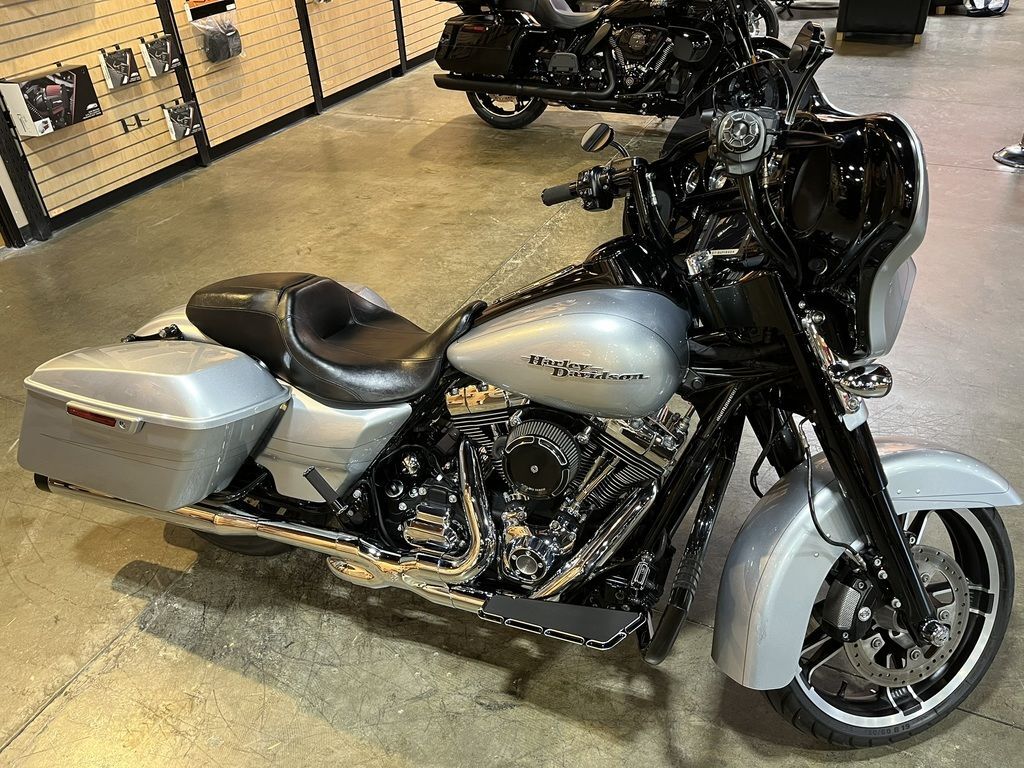 2015 Harley-Davidson Street Glide Special Motorcycles For