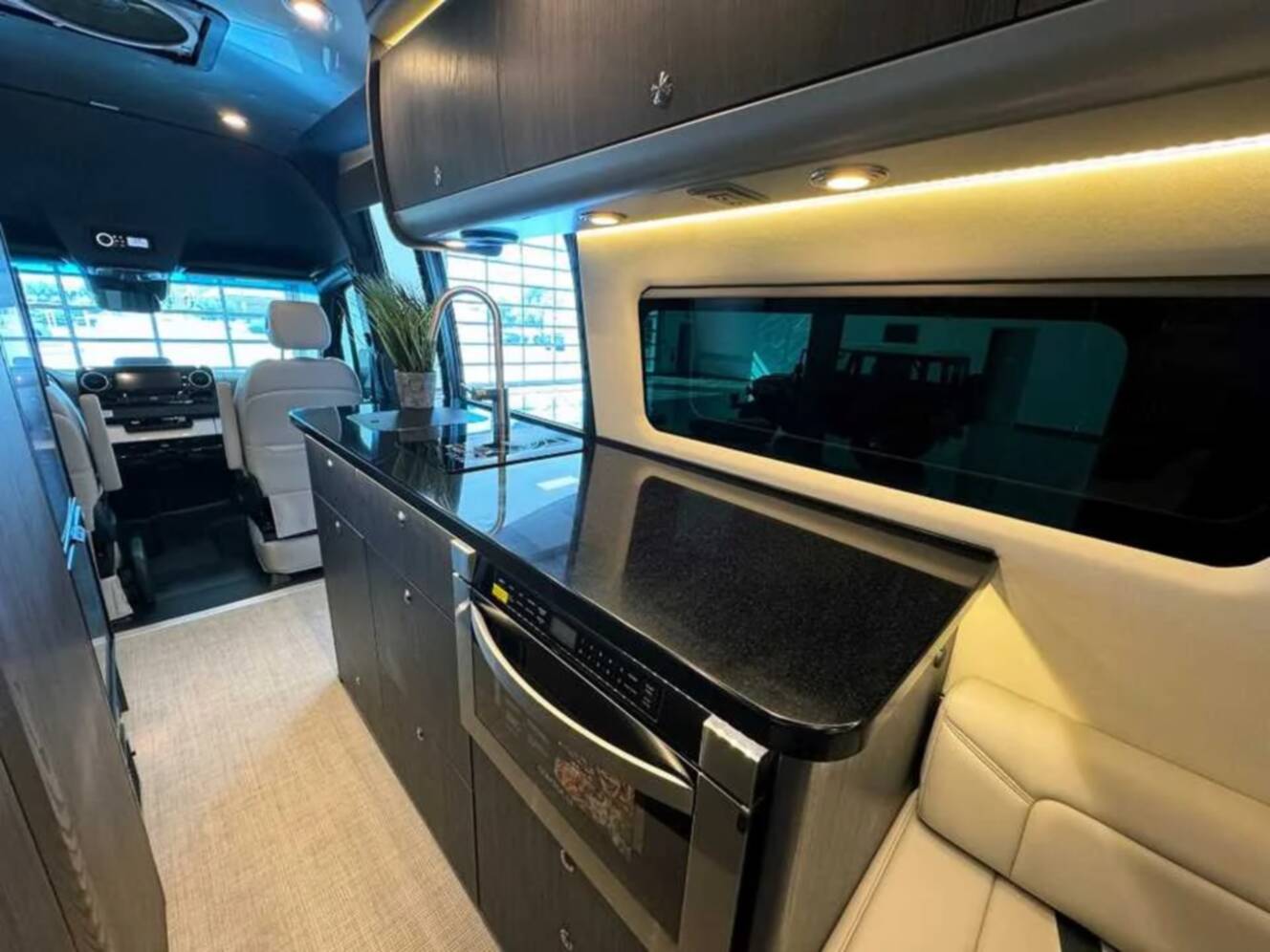 A photo of this 2025 Airstream INTERSTATE GT-e