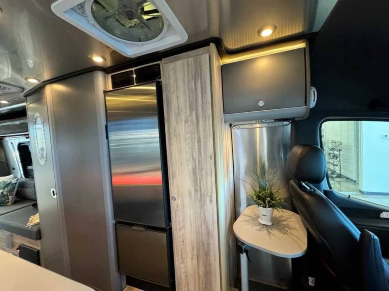 A photo of this 2024 Airstream INTERSTATE 24X