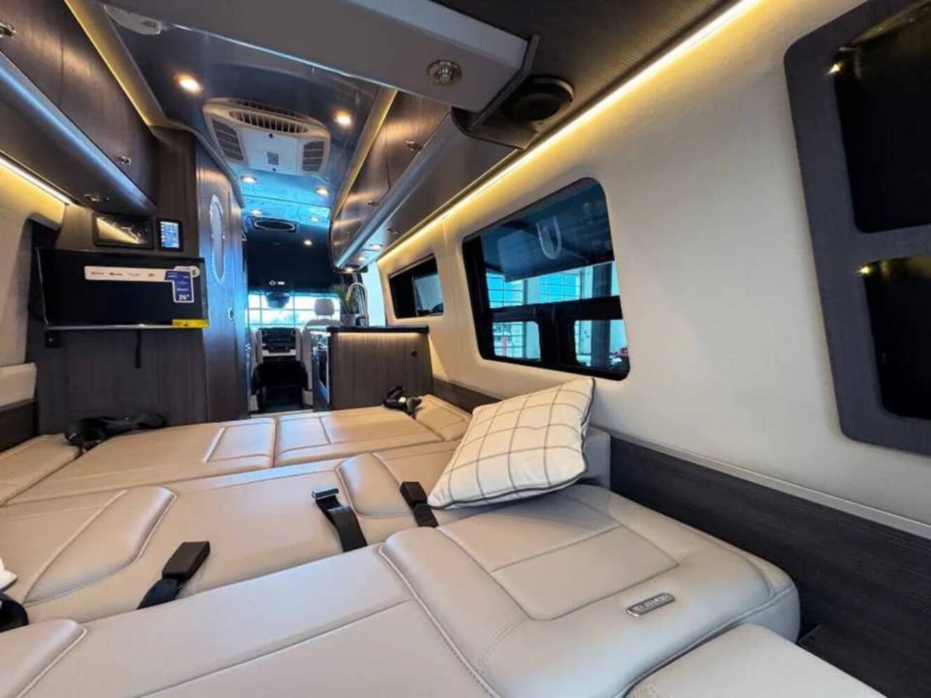 A photo of this 2025 Airstream INTERSTATE GT-e