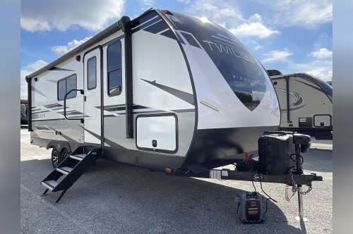 2022 Cruiser Rv TWILIGHT SIGNATURE 2280 in melbourne FL