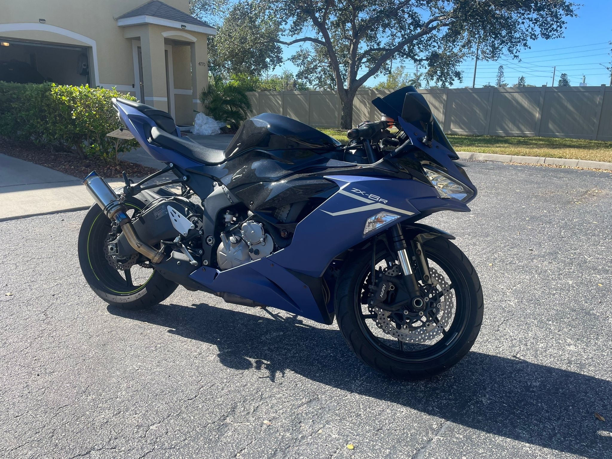 R⭐︎M YOSHIMURA_ZX6R_2010-