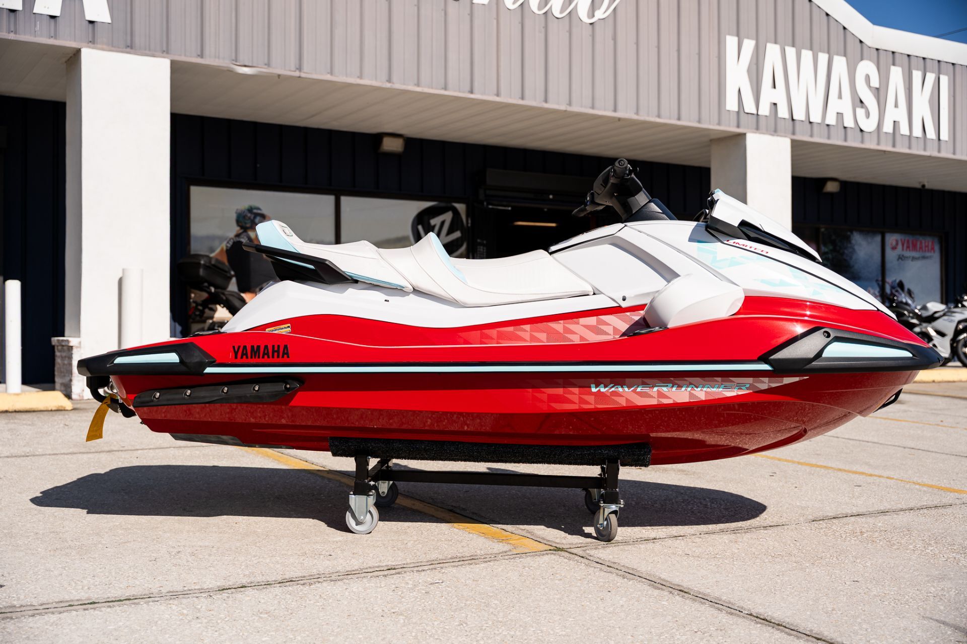 【スーパーセール在庫一掃⭐️】ビビッドレッド 2017年モデル ヤマハY1190 Red Waverunner Vx For Sale - Yamaha Personal Watercraft