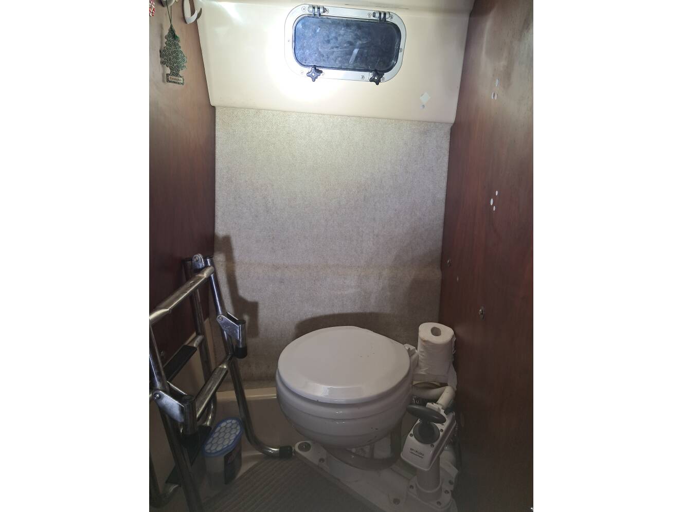 A photo of this 2004 Macgregor Macgregor 26m Sl