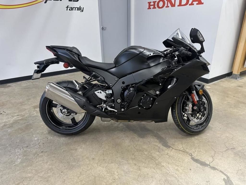 本日限定で値下げします カワサキ（KAWASAKI）2016年 Ninja ZX-10R ABS・フルモデル