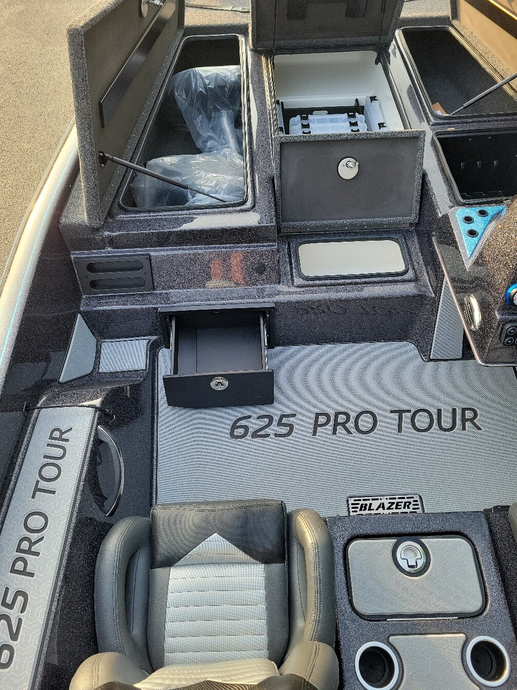 その他 Armin New 2026 Blazer Boats 625 Pro Tour Elite For Sale in Quitman