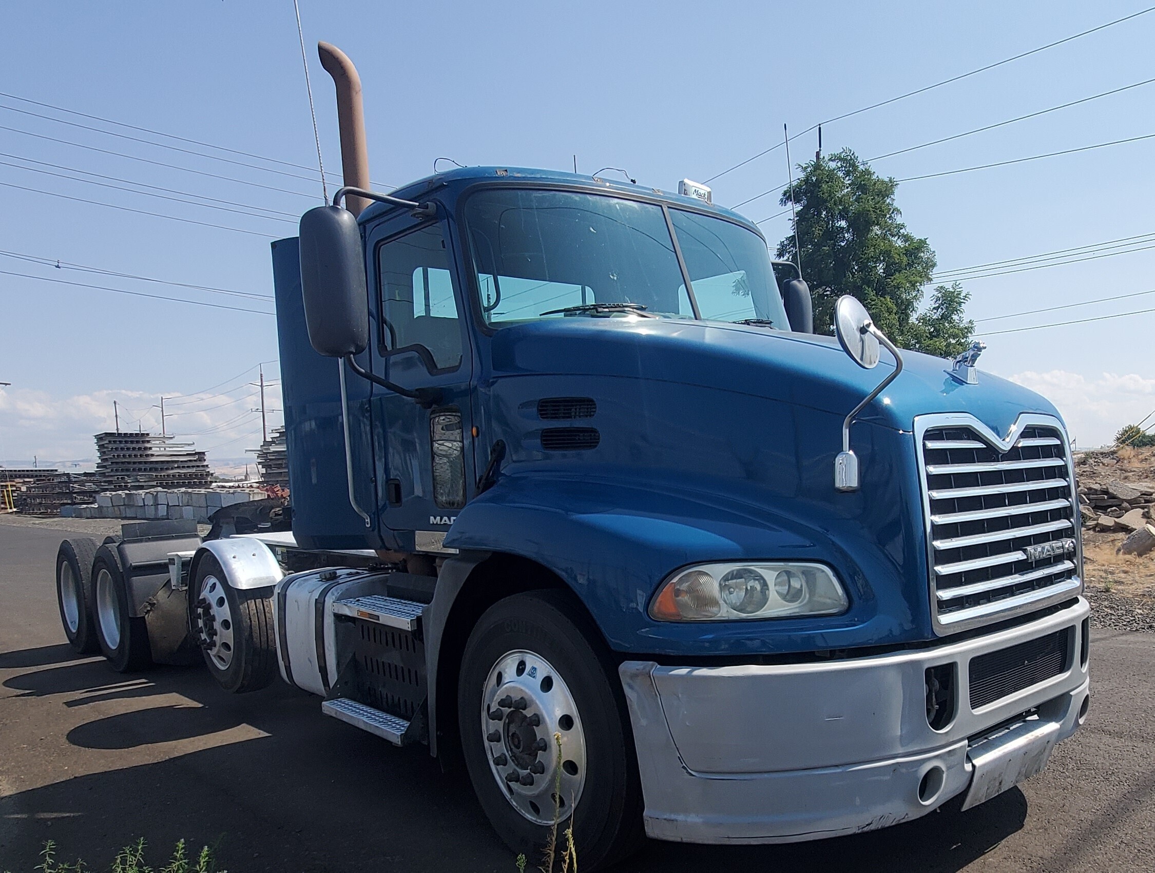 2014 MACK CXU613 in Yakima, WA