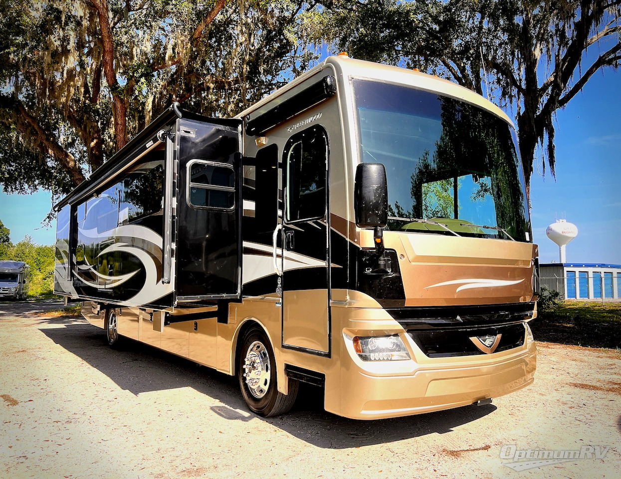2016 Fleetwood pace arrow lxe-38b