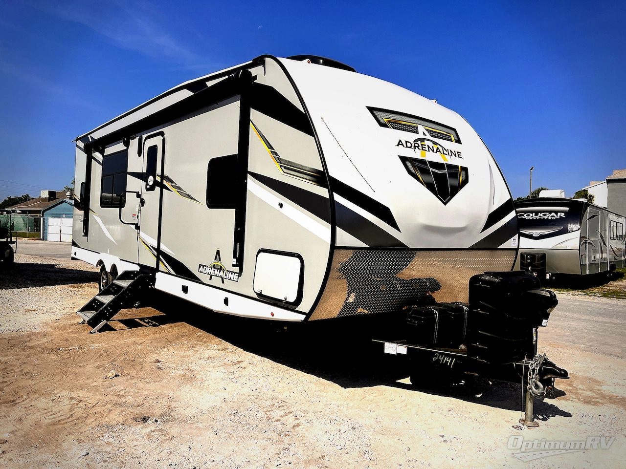 2022 Coachmen RV adrenaline 27kb