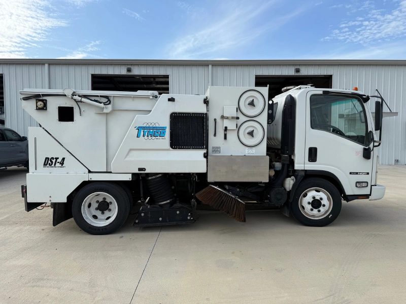 2011 TYMCO DST-4