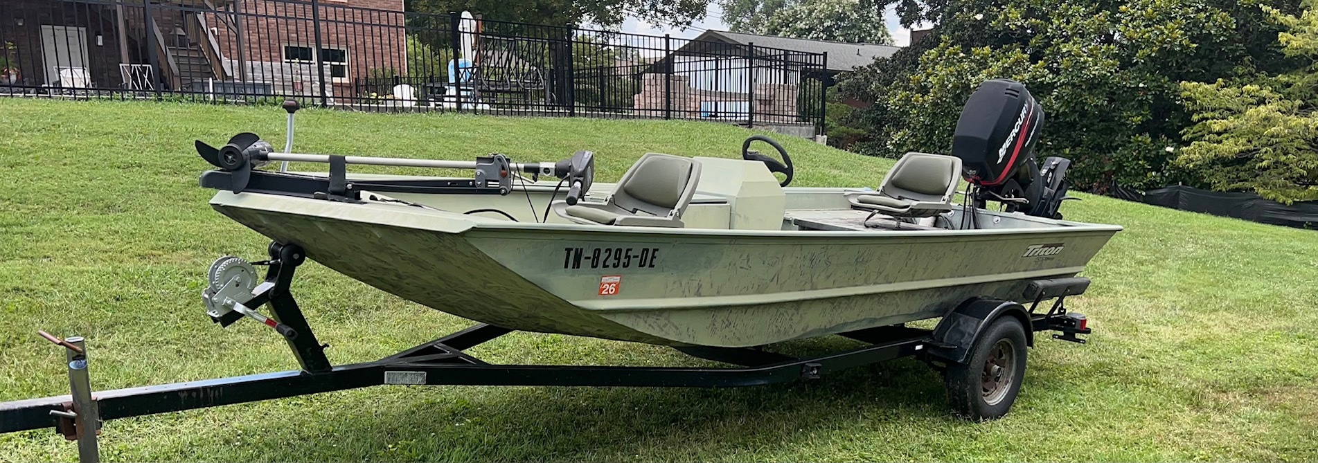 2001 Triton 1650 Side Console in knoxville TN