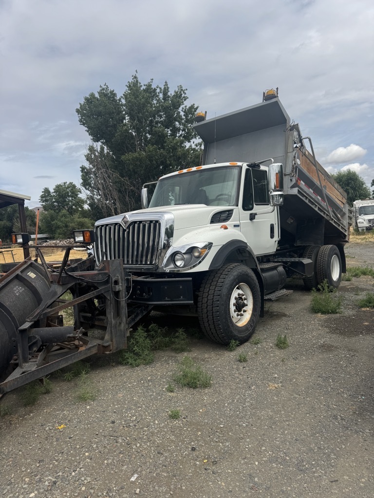 2009 INTERNATIONAL WORKSTAR 7400 in Yakima, WA