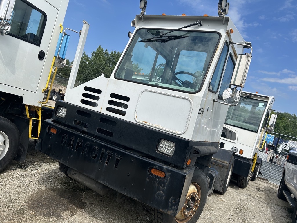 2014 CAPACITY TJ5000 in Joliet, IL