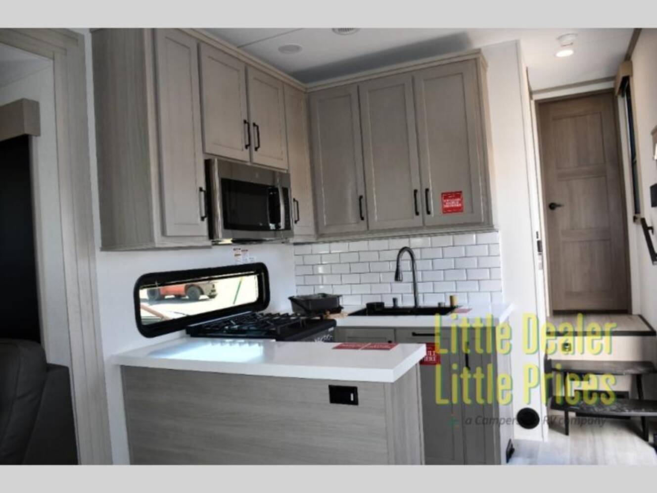 A photo of this 2025 Grand Design Momentum M-Class 414M