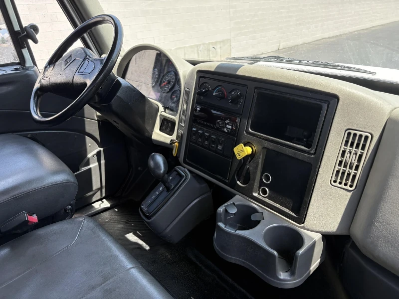 2017 INTERNATIONAL DURASTAR 4300