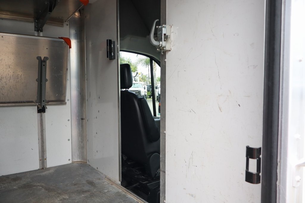 2022 Ford Transit photo 7