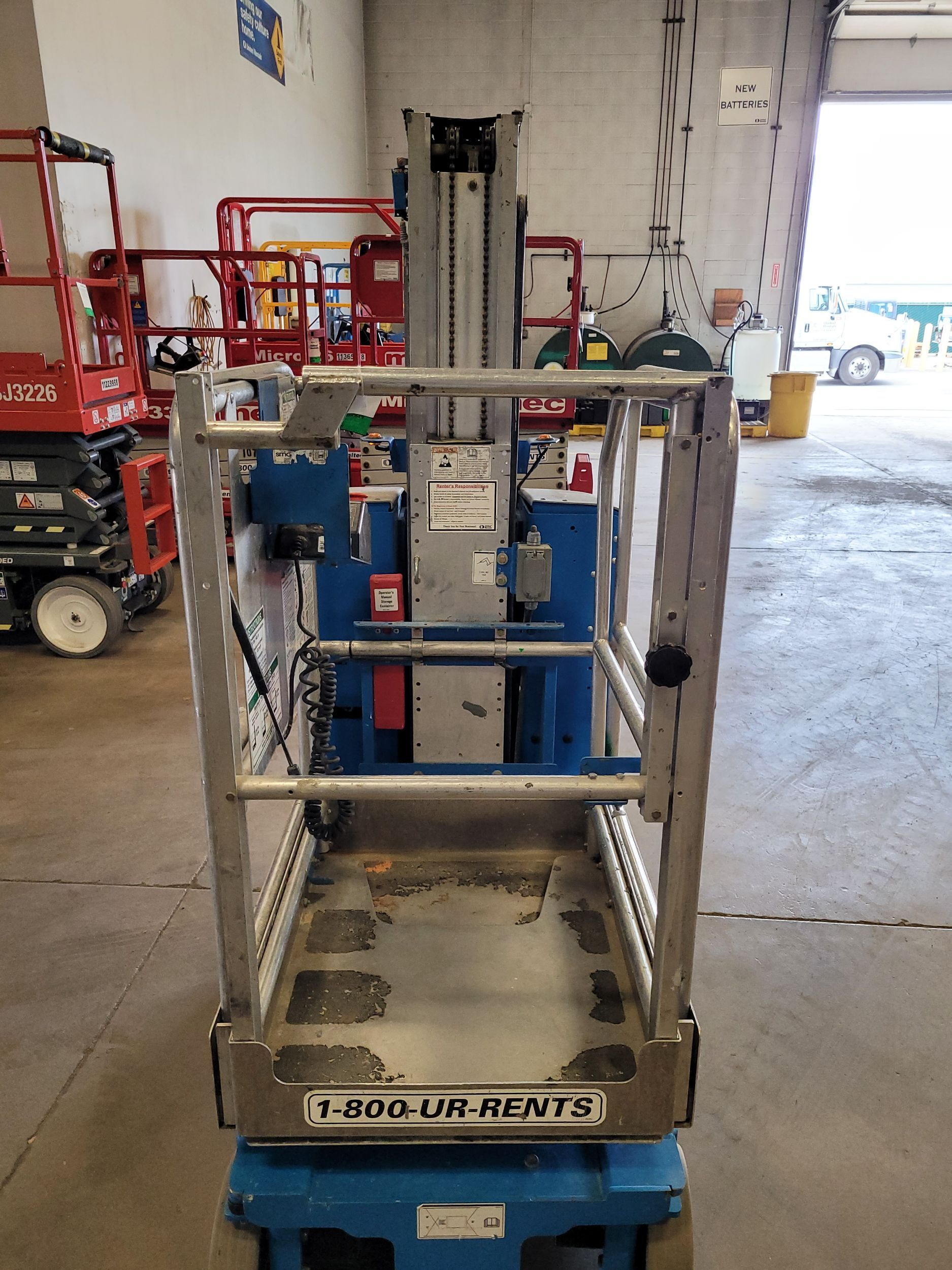 2016 GENIE GR-20 Self-Propelled One-Person Lift in Fort Wayne, IN