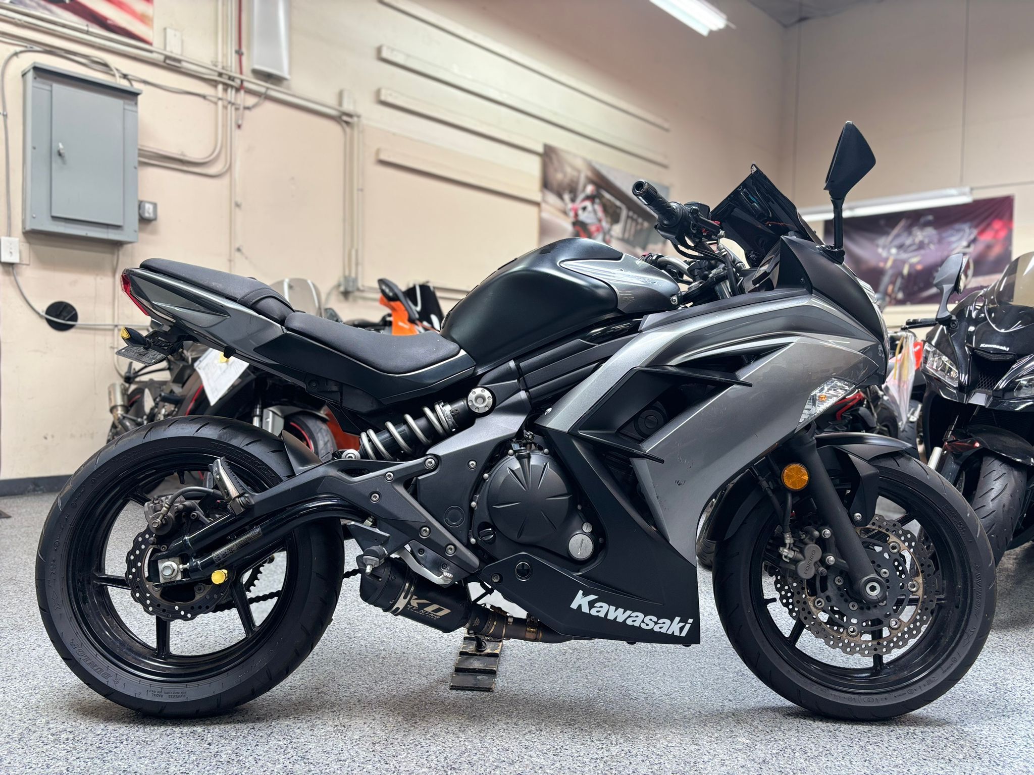 売約済 R6.10/12売約済 2014年 Ninja ZX-14R エボニー 15,921km