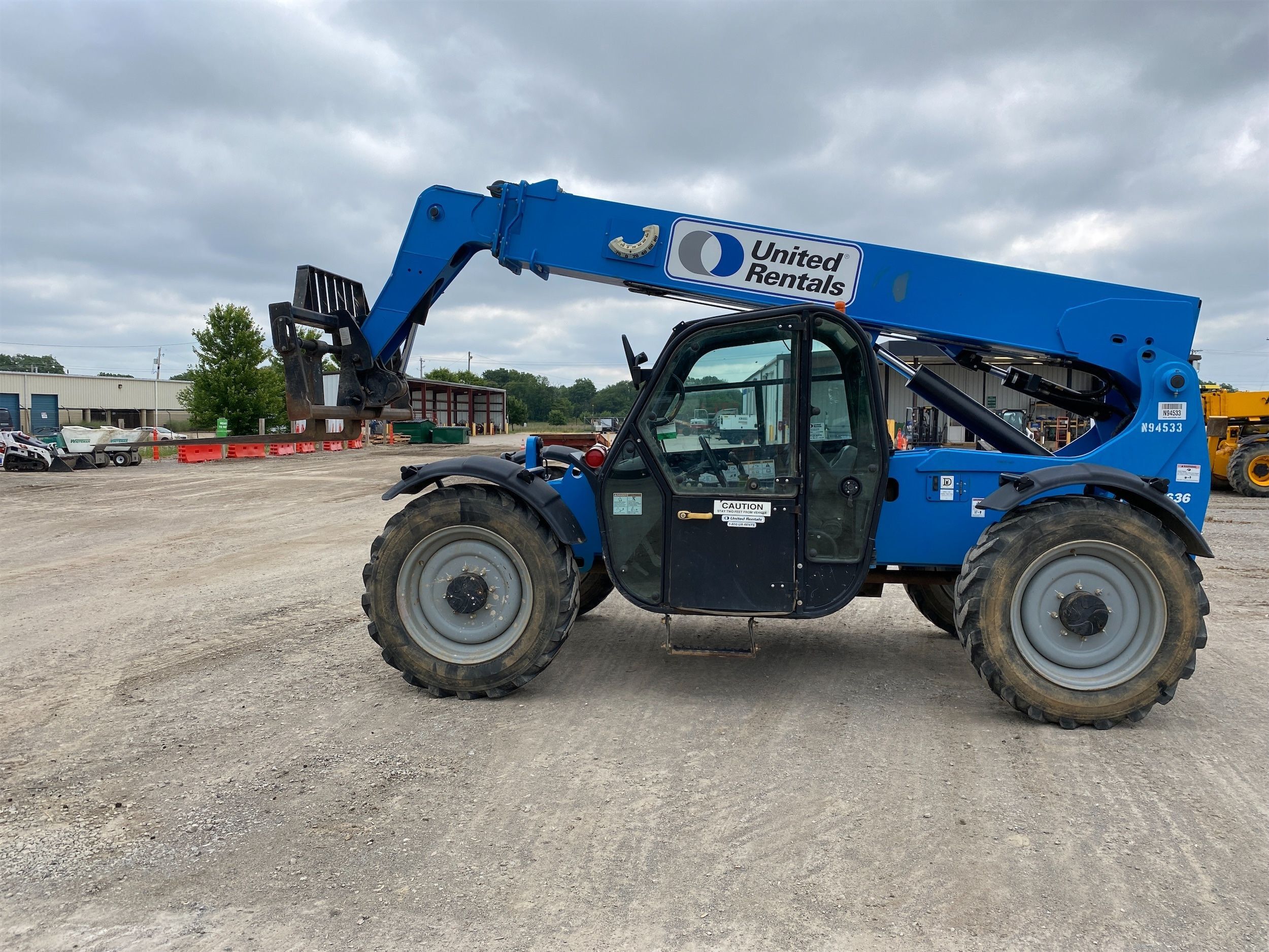 2016 GENIE GTH-636 Forklift in Fort Wayne, IN