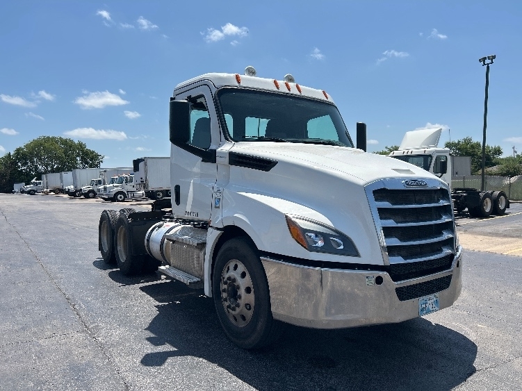 2020 FREIGHTLINER CASCADIA 126 in Tulsa, OK